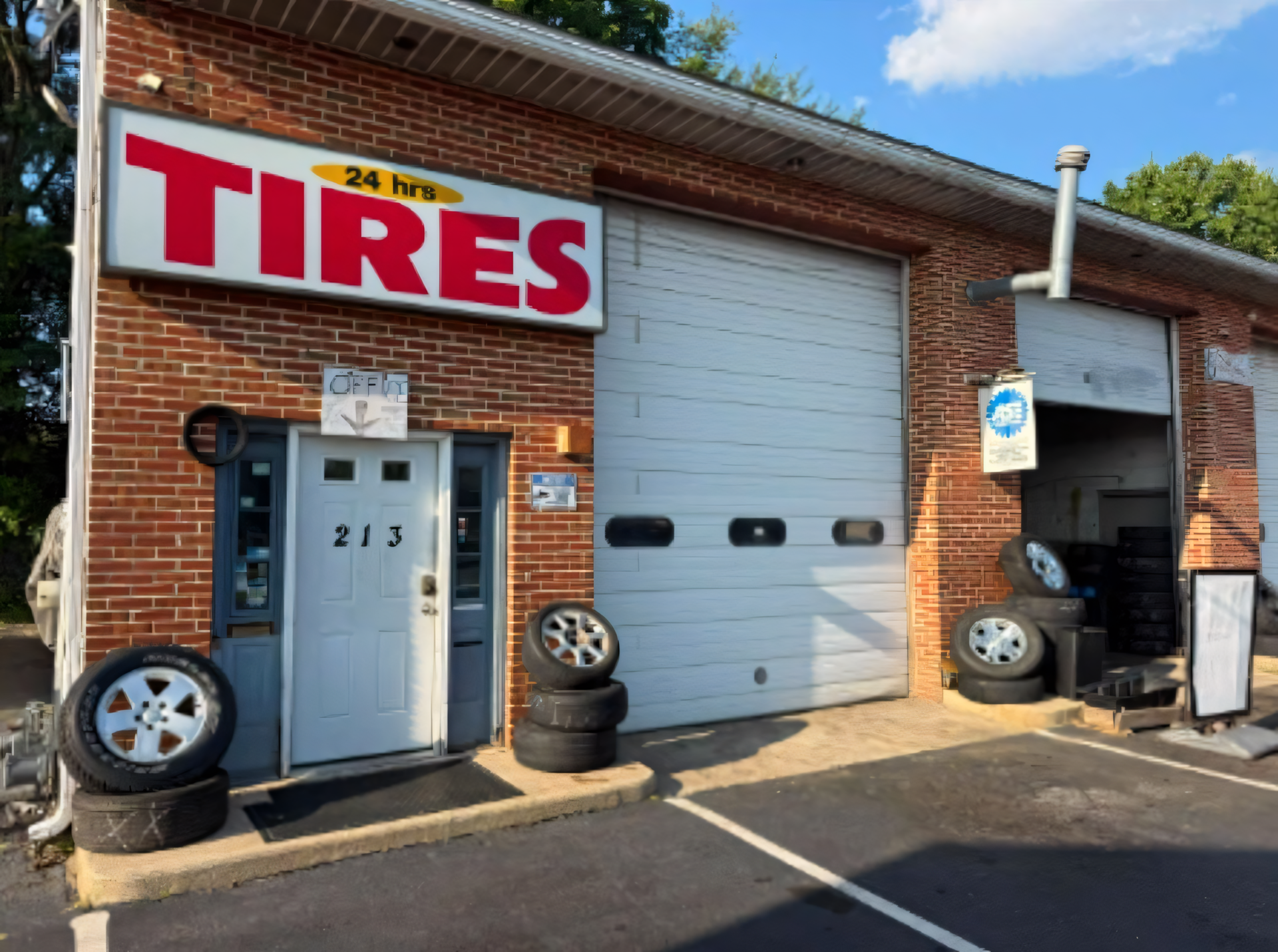 Tires 1 upscayl 2x ultramix balanced 4x